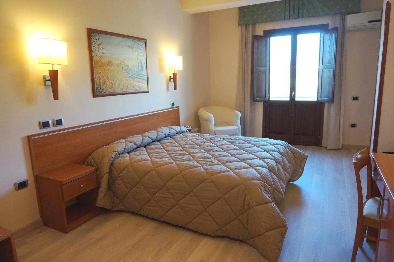 Bel Sito Hotel Due Torri Manocalzati Dış mekan fotoğraf