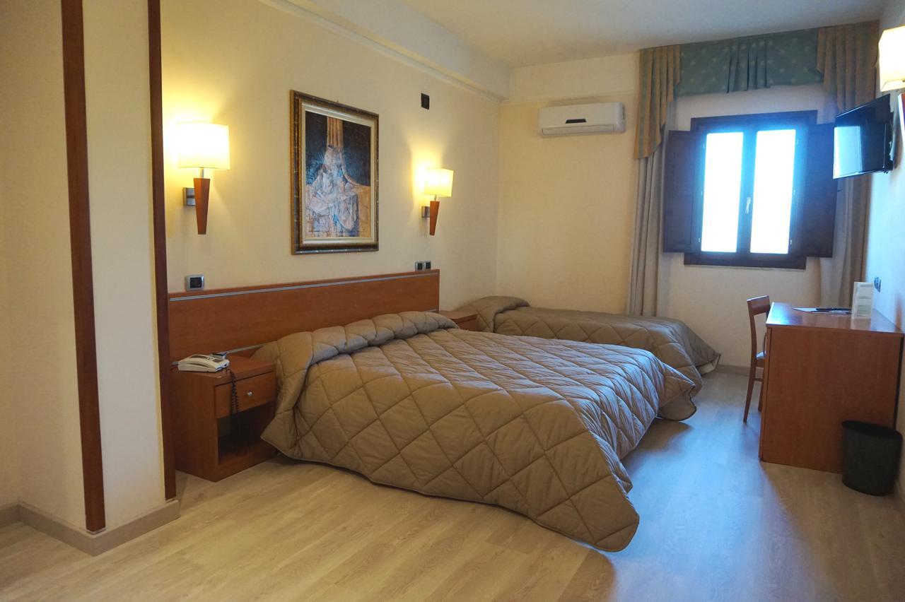 Bel Sito Hotel Due Torri Manocalzati Dış mekan fotoğraf