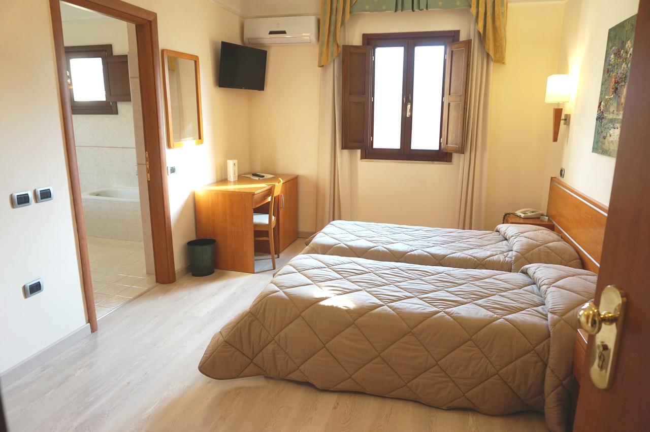 Bel Sito Hotel Due Torri Manocalzati Dış mekan fotoğraf