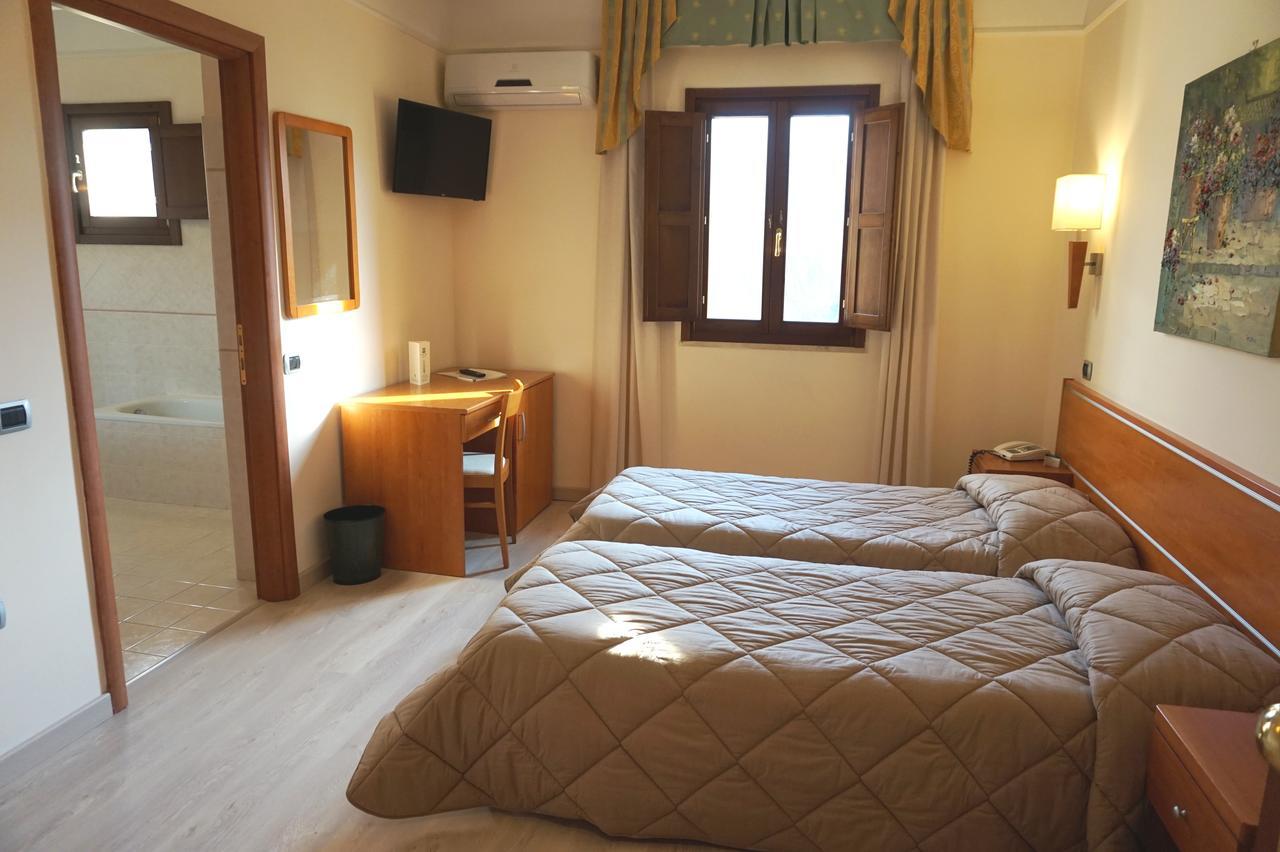 Bel Sito Hotel Due Torri Manocalzati Dış mekan fotoğraf