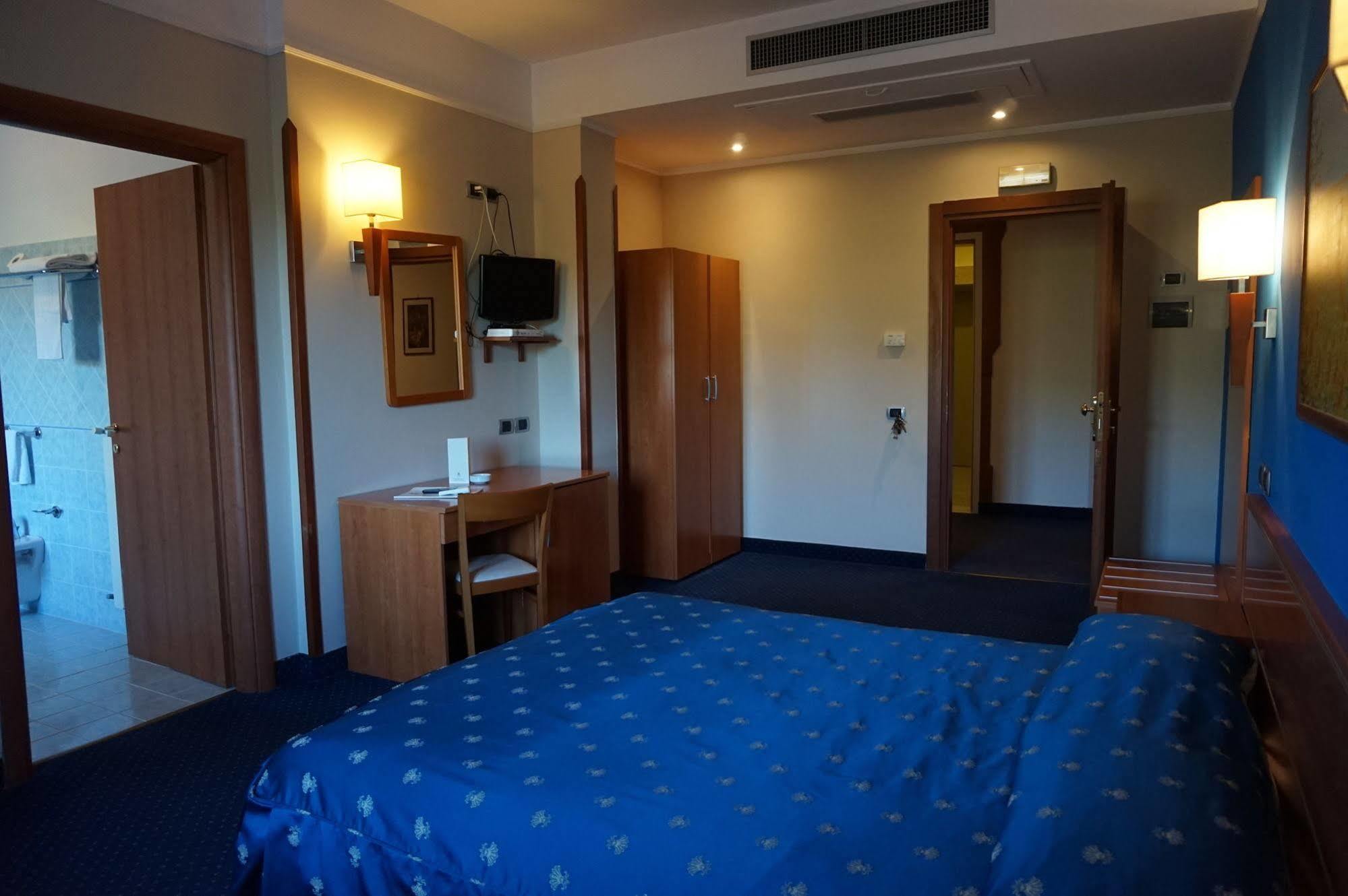 Bel Sito Hotel Due Torri Manocalzati Dış mekan fotoğraf