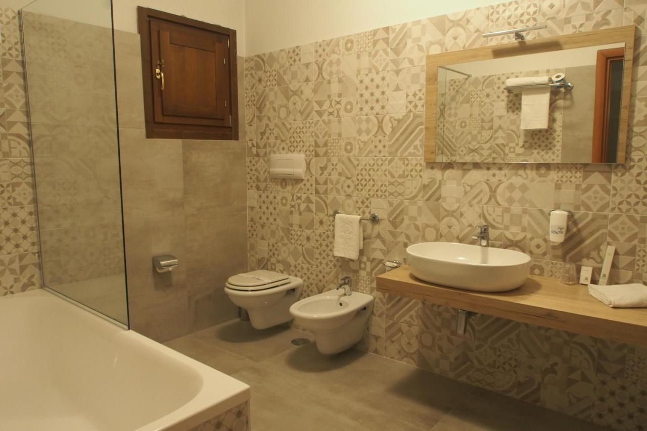 Bel Sito Hotel Due Torri Manocalzati Dış mekan fotoğraf