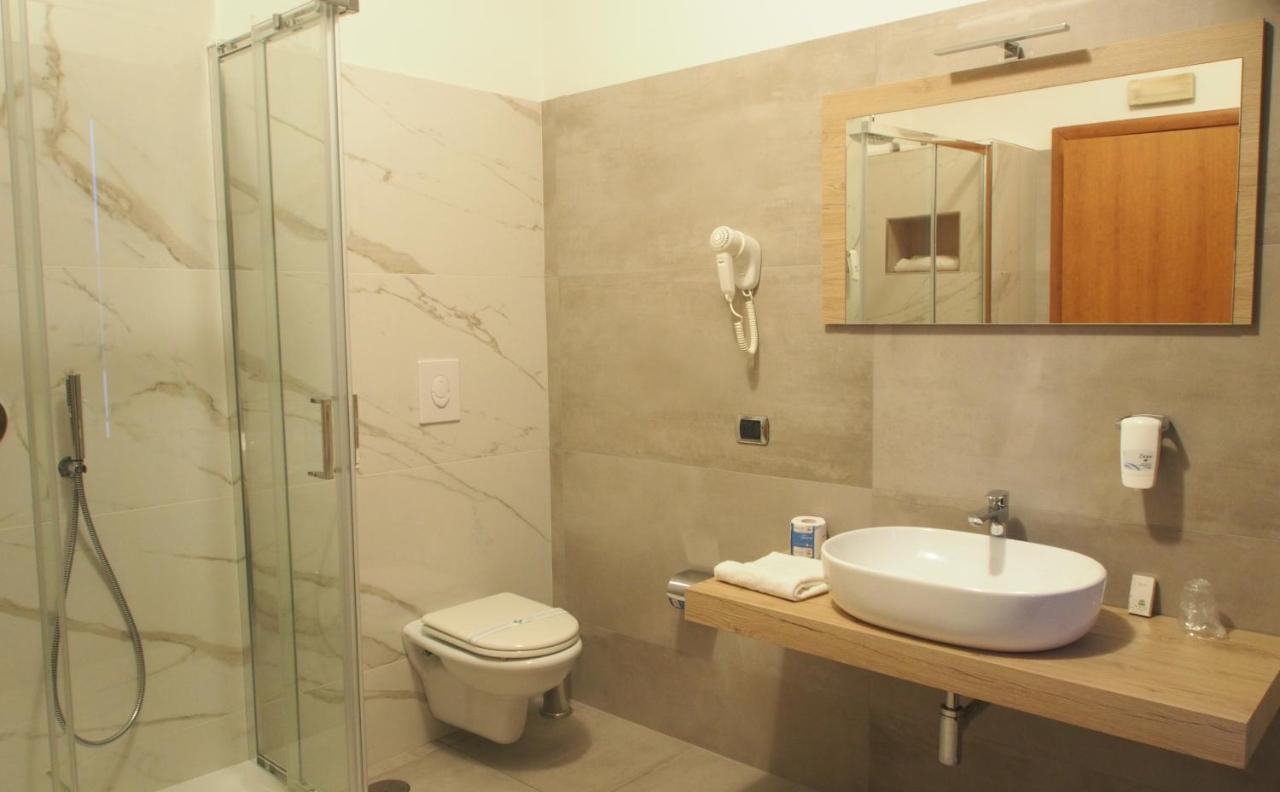 Bel Sito Hotel Due Torri Manocalzati Dış mekan fotoğraf